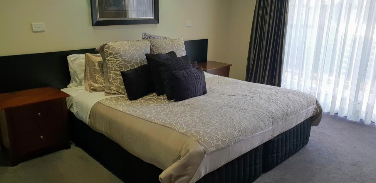 Hogans Motel Wallan Екстер'єр фото